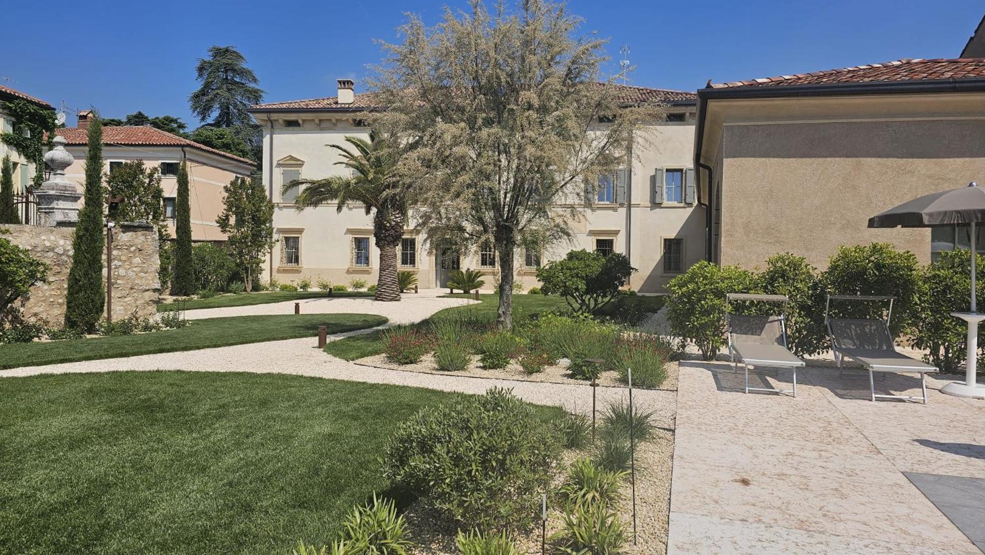 Villa Tosi - Luxury Apartments In Villa Veneta Tregnago ภายนอก รูปภาพ